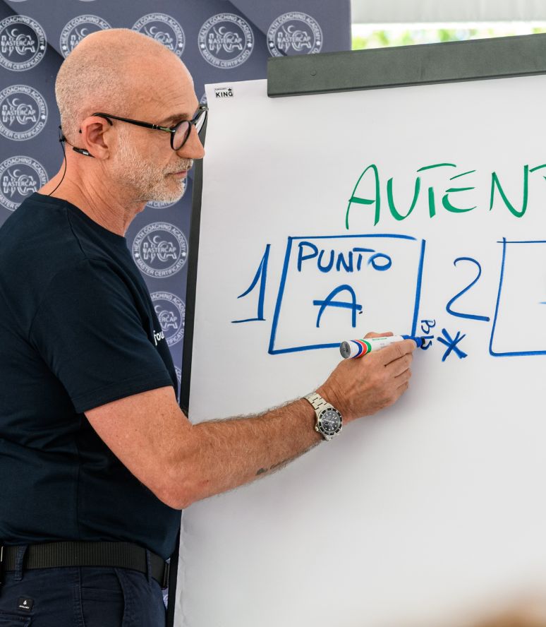 Antonio Pipio Trainer MasterCap in sessione pratica Health Coach